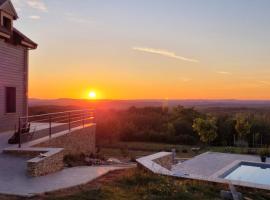 Le petit nid du Quercy, bed and breakfast v destinaci Anglars-Nozac