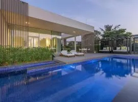Al Zorah Beach Resort