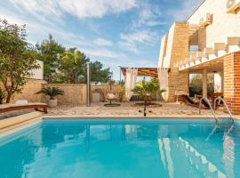 Villa Ivan, hotelli kohteessa Novigrad Dalmatia