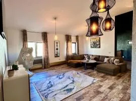 Madison Lake Villa