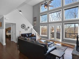 Secluded Mountain Retreat - Little Canoe, hotel di Jasper