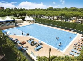 Holiday Home Camping Florenz-3 by Interhome, hotell i Lido di Scacchi