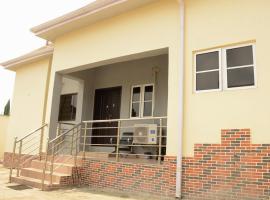 Peace cottage short lets and apartments, hotel in Ibadan
