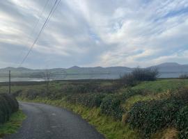 Coastal Living Wild Atlantic Way - near Strandhill, hotell i Sligo