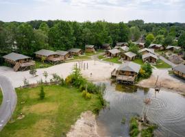 Glamping Nieuw Heeten, hotel di Nieuw-Heeten