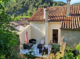 Casa Luna, Hotel in Lunas