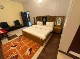 Stay Inn Guest House