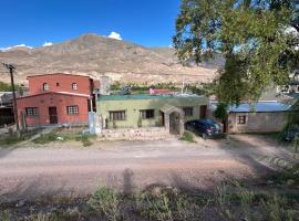 Casa en el corazón de Huacalera, Jujuy, feriehus i Tilcara