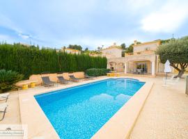 Villa Los Olivos El Poblet Private Pool, nastanitev ob plaži v Alicanteju