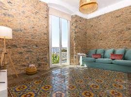 EDIFICI ROSA - Exclusivo apartamento en primera línea: Port de la Selva'da bir otel