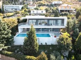 Sunrise - The Twin Villa by PikHost