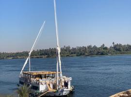 Ben's Dahabeya, nastanitev na čolnu oz. ladji v mestu Aswan