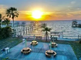 Seaside Charm Apollo Beach Oasis