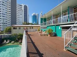 Backpackers In Paradise 18-35 Hostel