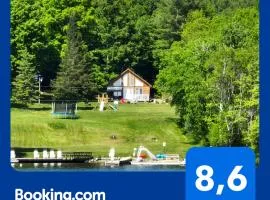 Muskoka Lakefront 3-bdrm Chalet