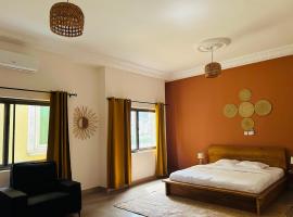 Cocoon Guest House, B&B in Cotonou