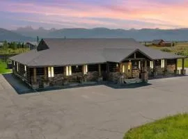Teton Crest Lodge Sleeps 24 Ideal Reunion Spot