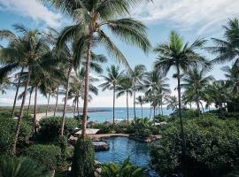 Four Seasons Resort Lana'i: Lanai City şehrinde bir tatil köyü