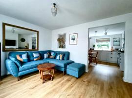 Welcoming 2 bed townhouse near town centre & beach, hotel a Folkestone