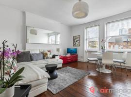 West Kensington 2Bed Flat, hotel malapit sa Olympia Exhibition Centre, London