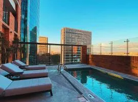 Luxury Studio in Zona 10 Guatemala with Pool