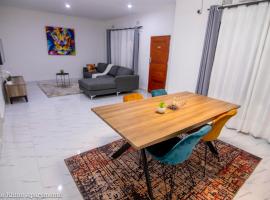 White Rhino apartments & tours, apartamento em Livingstone