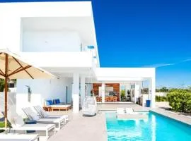 Beachside 3 Bedroom Villa with Pool and Resort Amenities - White Villas - v4