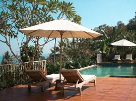 La Gautch Bungalow, hotel perto de Song Lambung Beach, Nusa Lembongan