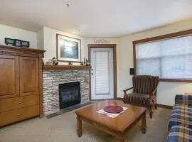 3304 - One Bedroom Den Standard Powderhorn Lodge condo