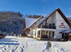 玛雀卢卡旅馆，位于Hodoşa的酒店