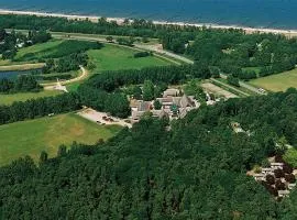 Meeressterne Ferienresort Damerow、オストゼーバート・コゼロウのコテージ