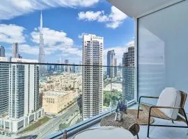 Luxury Studios with Burj Khalifa View - Marquise Square Tower