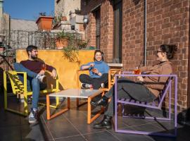Babila Hostel & Bistrot, hotel in Milan