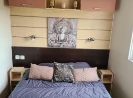 Mobil-home 5 places、La Boissière-de-Montaiguのホテル