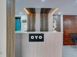OYO Flagship Vrrinda Residency