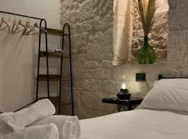 Le Pietre Apartments