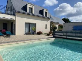 803 - Magnifique maison moderne située à Erquy disposant d'une piscine privative โรงแรมในแอร์คิ