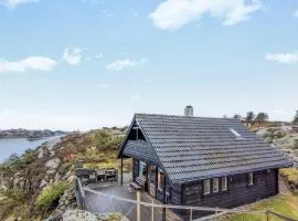 4 Bedroom Gorgeous Home In Fitjar