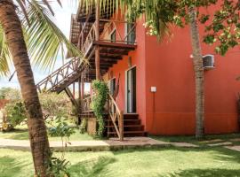 Chalé Mar , Morro Branco, hotel with parking in Cajueiro