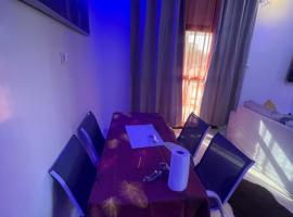 Grand Yoff, apartmen di Ziguinchor