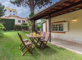 CARCAVELOS CHALLET, hotel in Carcavelos
