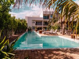 78796 Cozy unit by the Pool, Fiber Optic, 70m to Ocean, hotel v destinaci Progreso