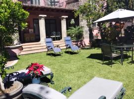 Villa Orbayu B&B Boutique, hotell i Cuernavaca