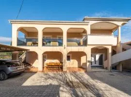Awesome Apartment In Biograd Na Moru