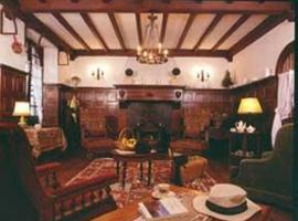 Hôtel Bidegain, hotel v destinaci Mauléon-Licharre