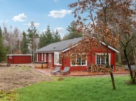 Awesome Home In Hjslev With Sauna, loma-asunto kohteessa Højslev