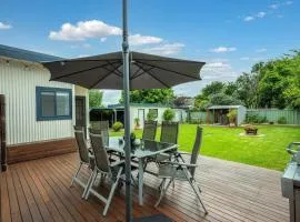 Clematis Cottage - Indoor-outdoor Mudgee Lifestyle