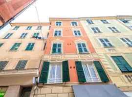 Bilocale nel centro storico piano terzo