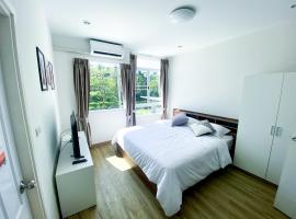 Townhome in Town，位于Ban Ba Ngan的酒店