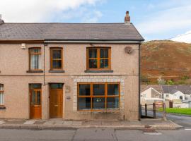 The Space by Afan Valley Escapes, cottage in Port Talbot